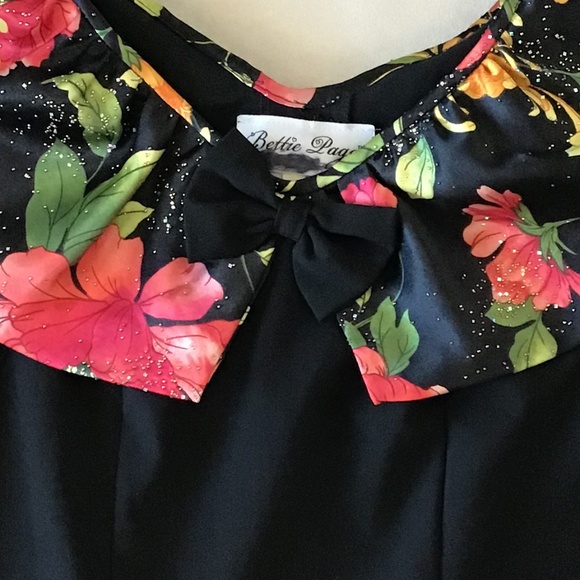 Floral Black Dress - Picture 4 of 5